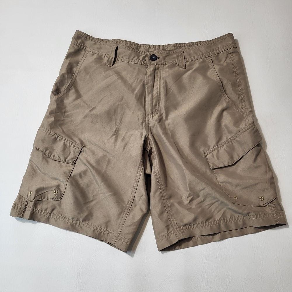 Magellan Outdoors Shorts Khaki Water Repellent Cargo Style Mens Size 30 - Picture 2 of 7